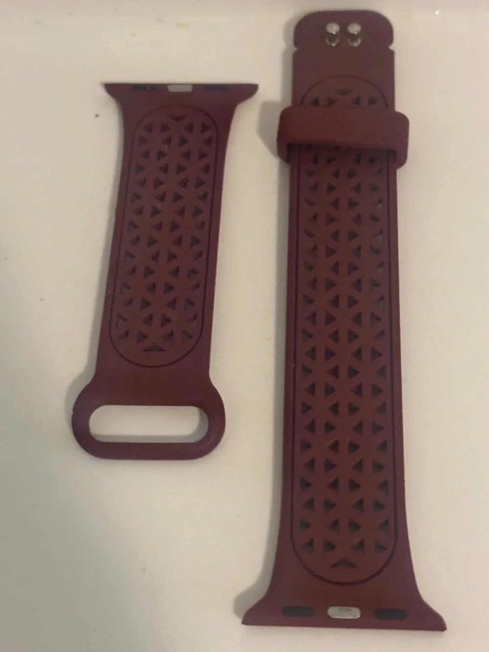 Burgundy Silicone Apple Watch Band – 32mm Connector
